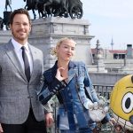 Chris Pratt y Millie Bobby Brown Reflexionan sobre Tecnología en ‘Estado Eléctrico’