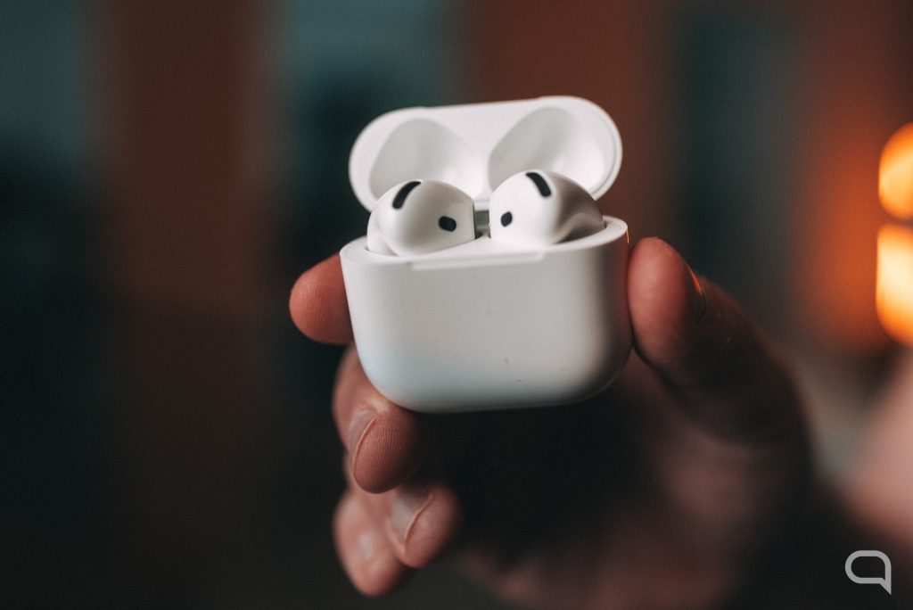 Revolución en los AirPods: Apple Integra Cámaras y Sensores de Salud